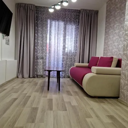 Ap Cu 3 Cam Decomandat La Parter Cu 2 Intrari Separate 公寓 *